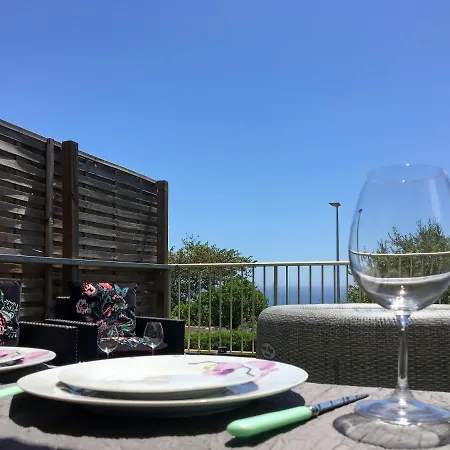 Appartement - Vue Mer - Jacuzzi, Parking *