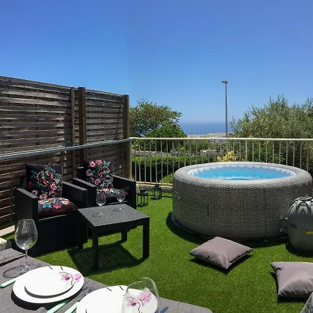 - Vue Mer - Jacuzzi, Parking *